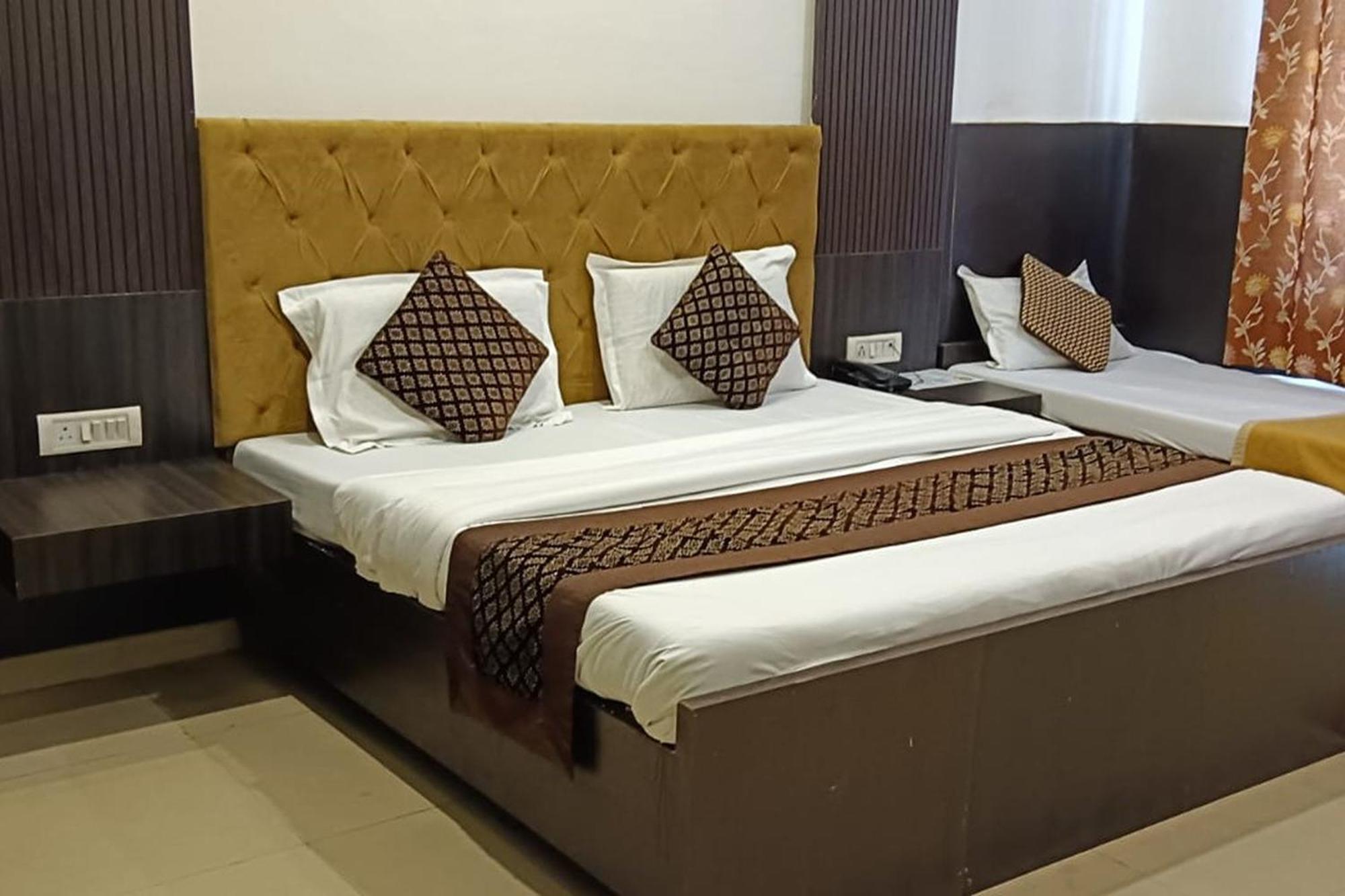 Hotel Shree Kanta Gurgaon Exterior photo