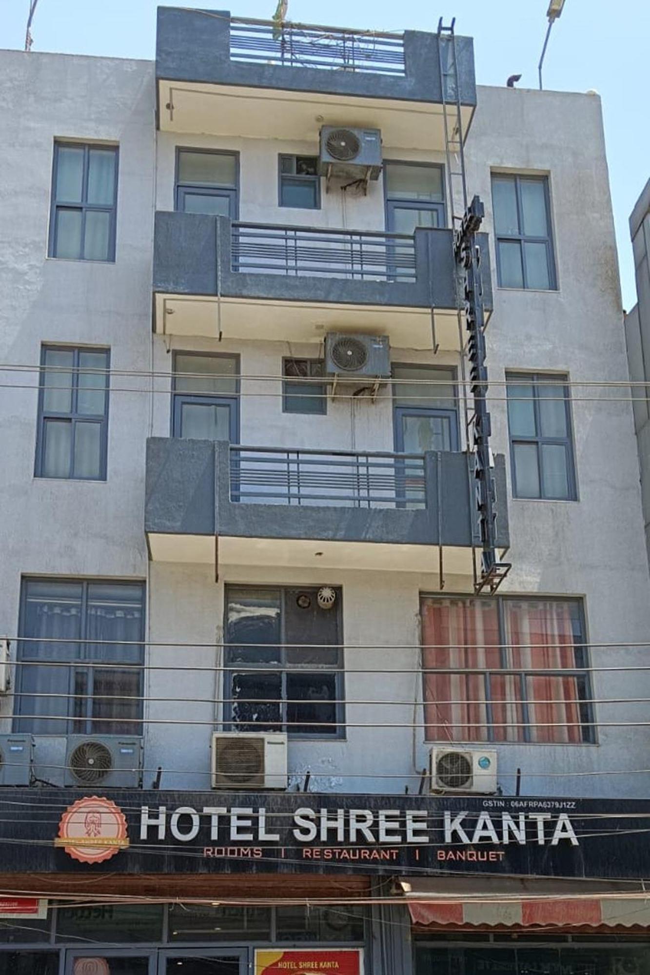 Hotel Shree Kanta Gurgaon Exterior photo